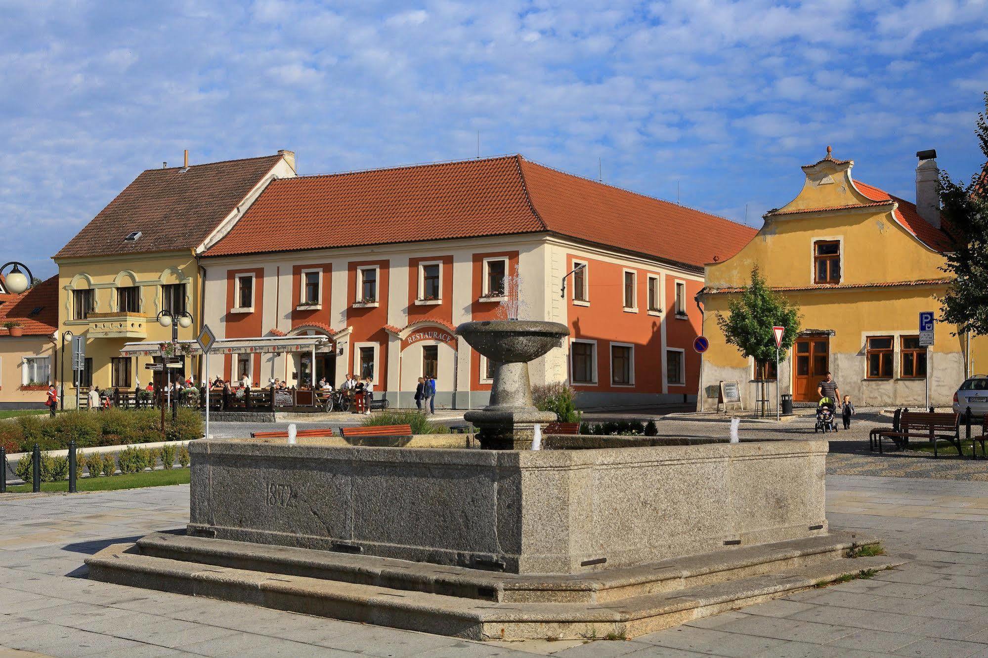 Hotel Panská Bechyně Exteriör bild